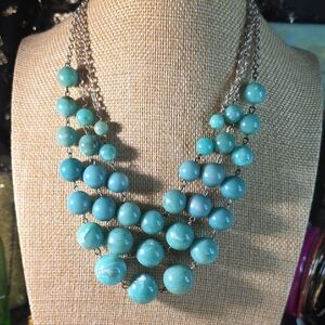 Elegant Turquoise Beaded Necklace